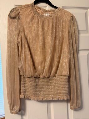 Women’s Shimmery gold Long-Sleeve Blouse -